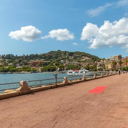 3 Bedroom Awesome In Rapallo
